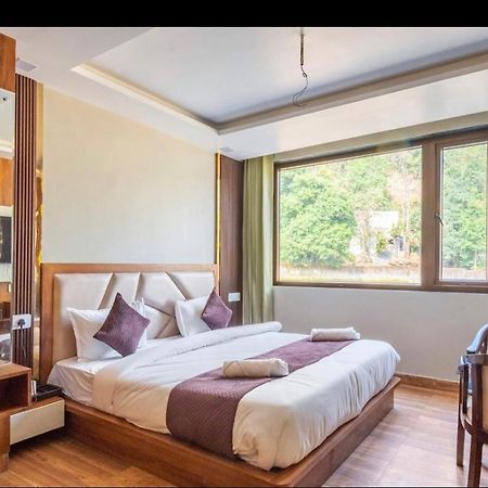 Hotel & Hostel Vimal Ganga ริชิเคช ภายนอก รูปภาพ
