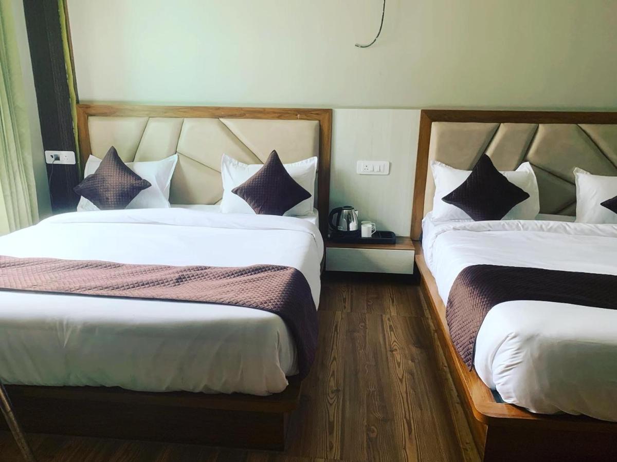 Hotel & Hostel Vimal Ganga ริชิเคช ภายนอก รูปภาพ