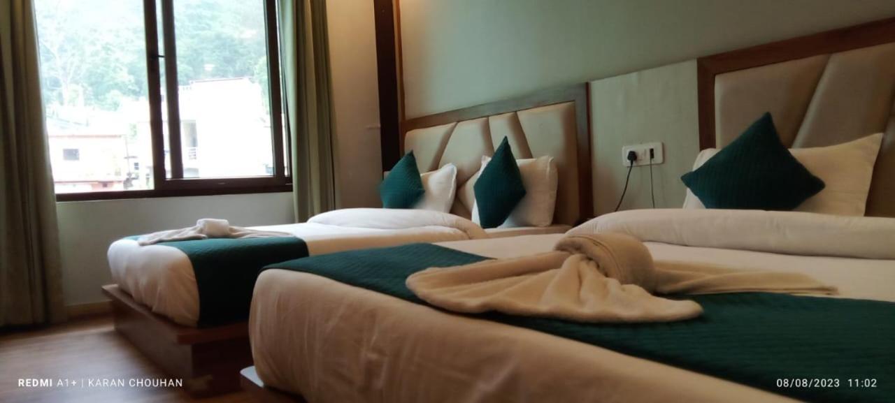 Hotel & Hostel Vimal Ganga ริชิเคช ภายนอก รูปภาพ