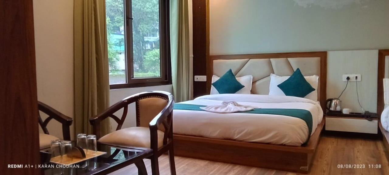 Hotel & Hostel Vimal Ganga ริชิเคช ภายนอก รูปภาพ